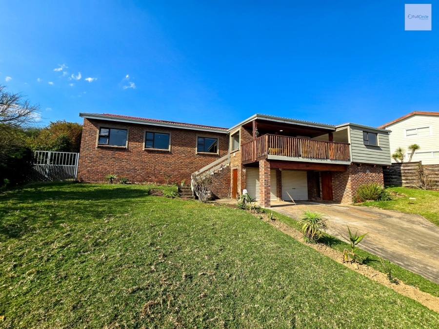 4 Bedroom Property for Sale in Cintsa East Eastern Cape
